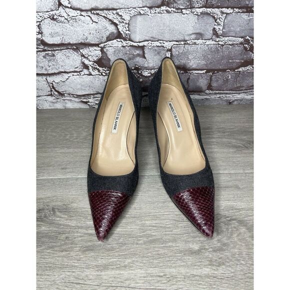 Manolo Blahnik Grey Wool Fabric Burgundy Pointed Toe Heels Women Sz 39.5EU/9M US - Picture 4 of 16